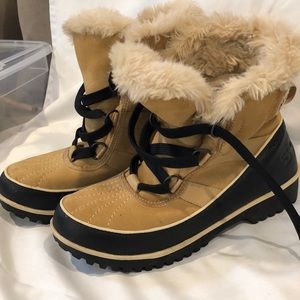 Winter boots